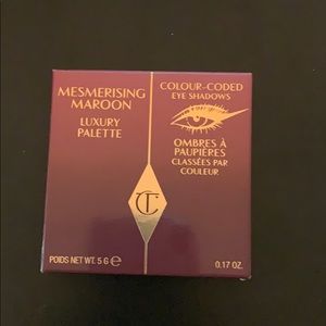Charlotte Tilbury Mesmerising Maroon Palette